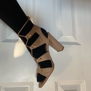 Vince Camuto Lace Up Blush Heals with Gold Studs, Size 8.5